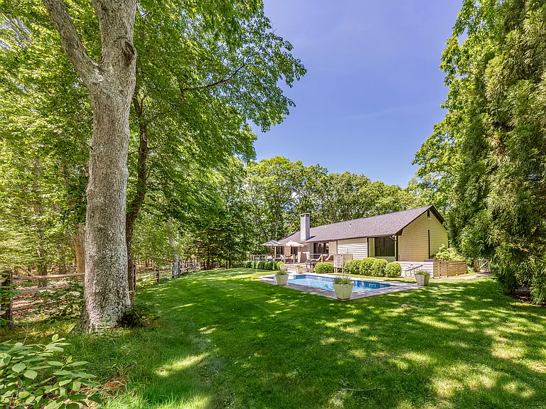 24 Lilla Ln — Photo 40
