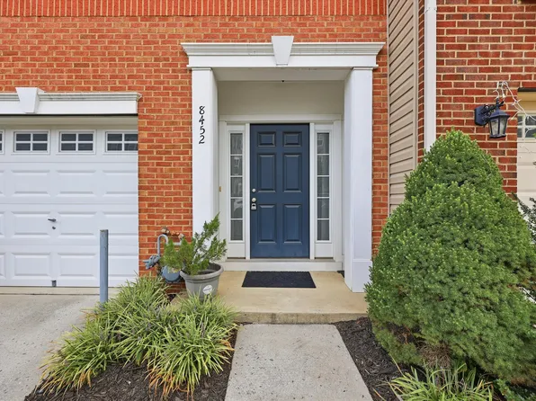 8452 Hedwig Ln, Frederick, MD 21704