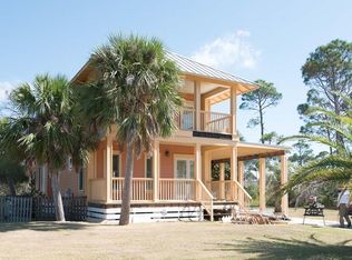 104 Stingray Ln, Port Saint Joe, FL 32456