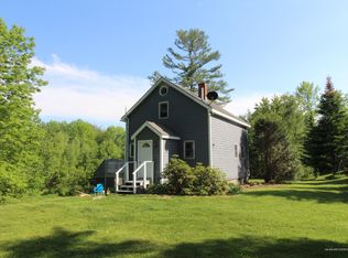 147 Rowe Rd, Palermo, ME 04354