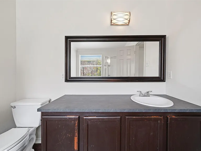104 Carol Ave — Photo 27