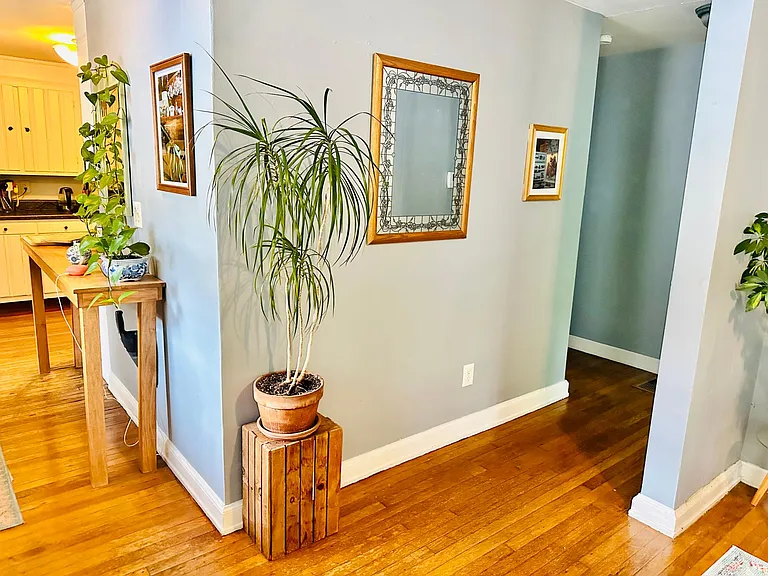 707 Woodland Ave SE #C — Photo 5