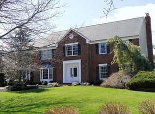 25 Parkview Rd, Cranbury, NJ 08512