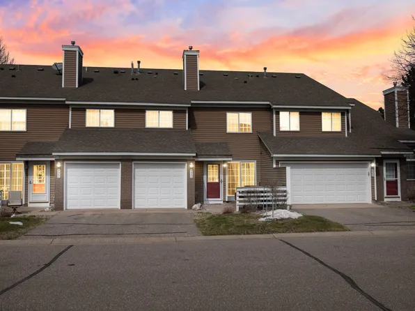 9962 Fillmore St NE, Blaine, MN 55434