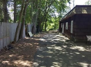 249 Peck Ln, Orange, CT 06477