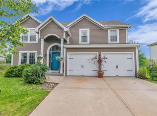 10520 N Tullis Ave, Kansas City, MO 64157