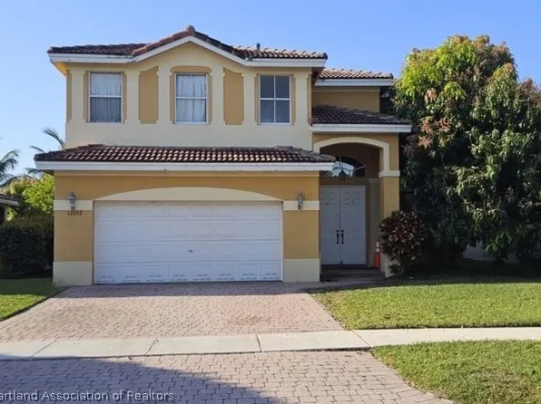 12652 SW 28th St, Hollywood, FL 33027