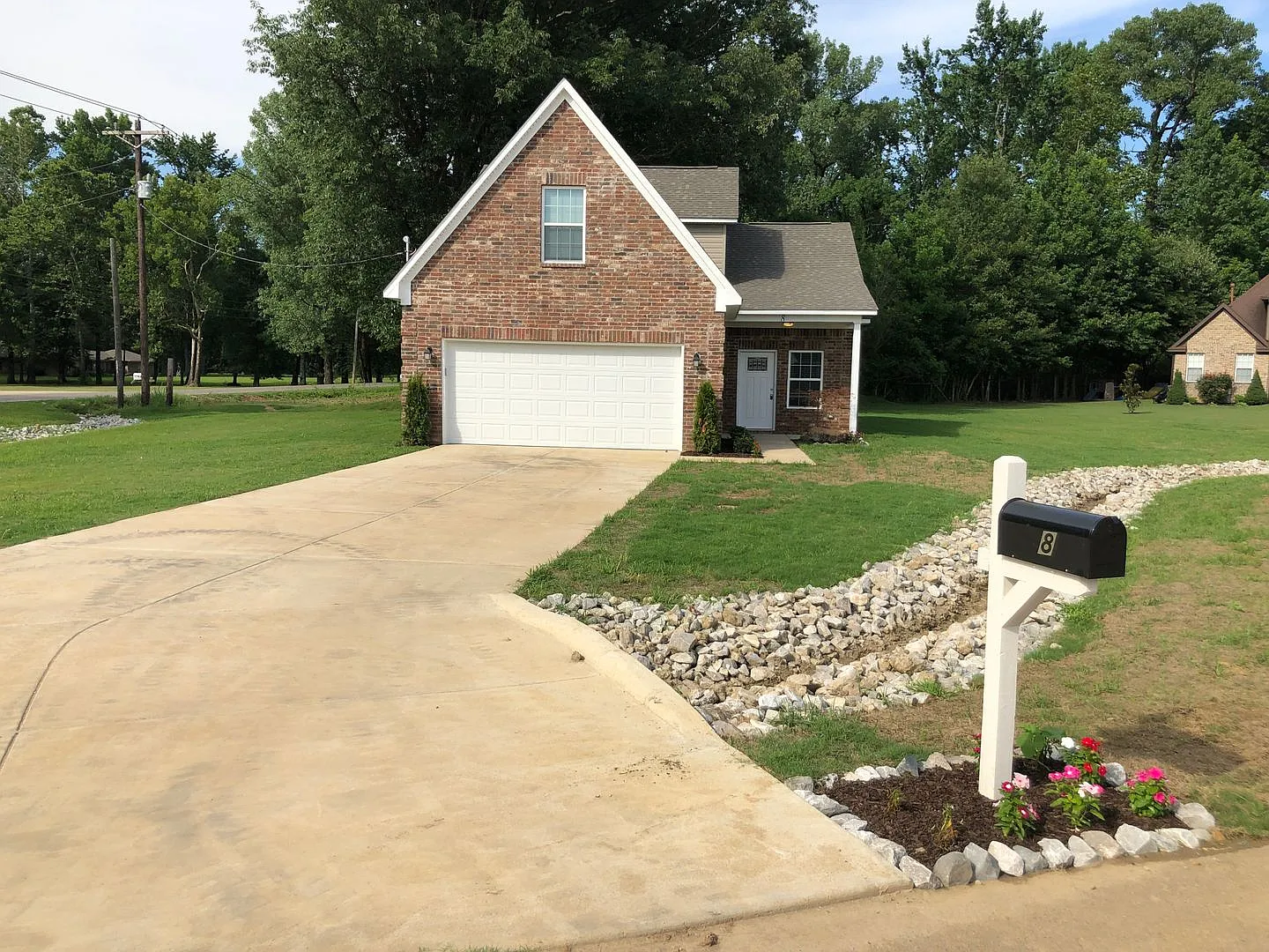4 bedroom in Atoka Built IN 2019 in Atoka TN — Photo 2