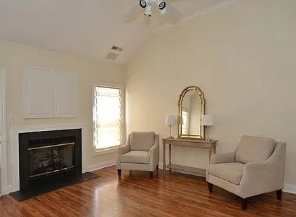1240 Beaverton Trl — Photo 4