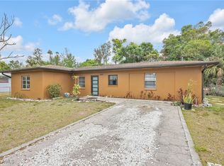 2971 Montclaire Ave, Fort Myers, FL 33901
