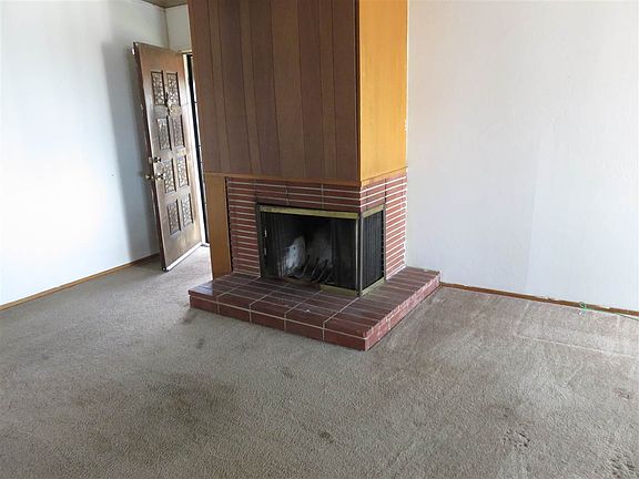 5th image of 5900 Wyman St