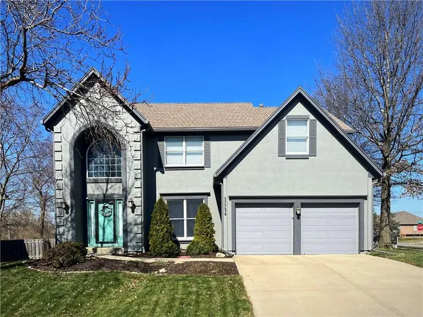 17734 W 159th Ter, Olathe, KS 66062