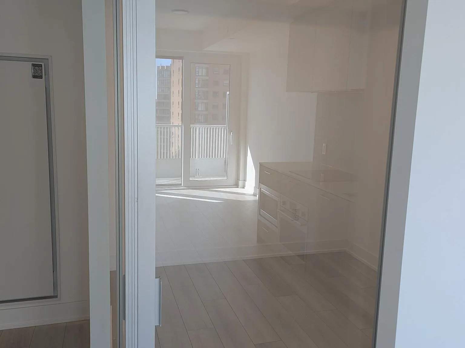 2 bed, $2,450 — Photo 4