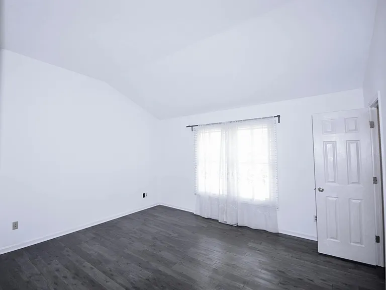 7749 Chesapeake Dr E — Photo 13