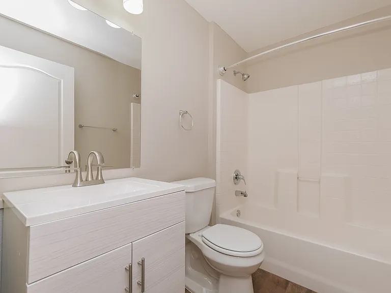 10610 Navigation Dr — Photo 18