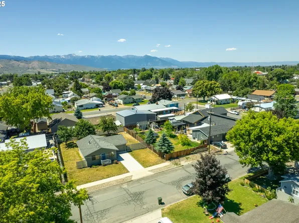 2025 Plum St, Baker City, OR 97814