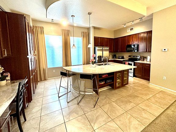 3rd image of 6605 93rd Ave #1017