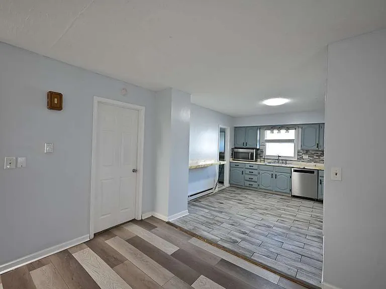 1368 Central Ave #A — Photo 4