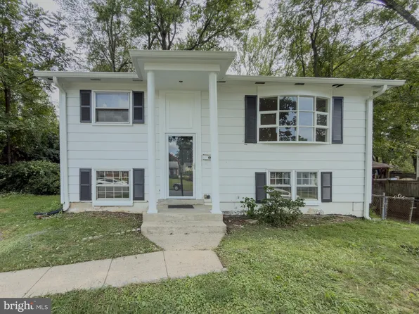 4509 Hamilton Dr, Woodbridge, VA 22193