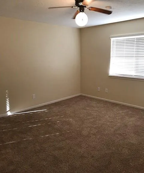 4 Kingsley Ct — Photo 13