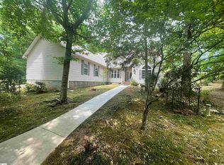 1298 Moorehead Pl, Pendleton, SC 29670