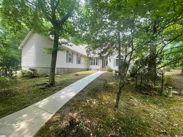 1298 Moorehead Pl, Pendleton, SC 29670