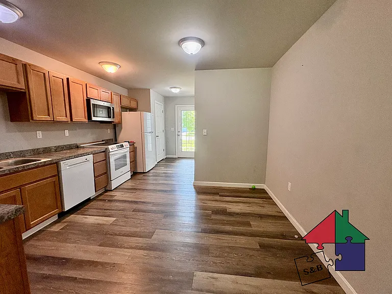 57 Green St #107 — Photo 8