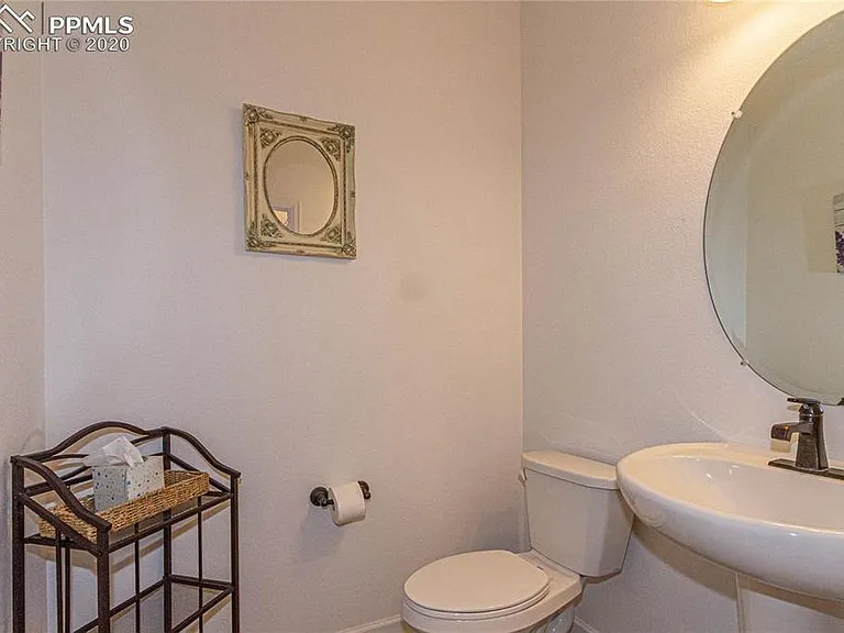859 Marine Corps Dr — Photo 9