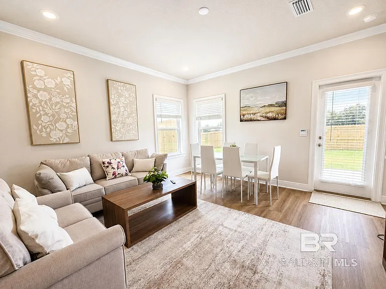 16216 Tigris Dr — Photo 4