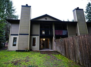 5704 183rd Ave E APT 2, Lake Tapps, WA 98391