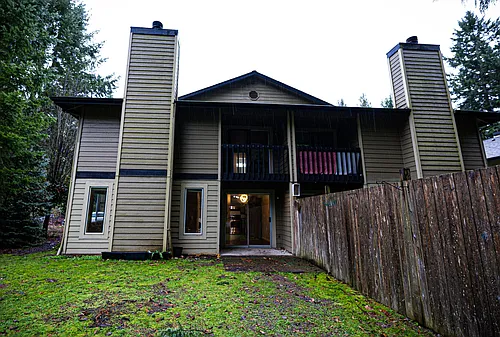 5704 183rd Ave E Photo 1