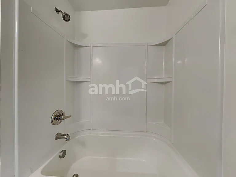 204 Castlebrook Dr — Photo 17