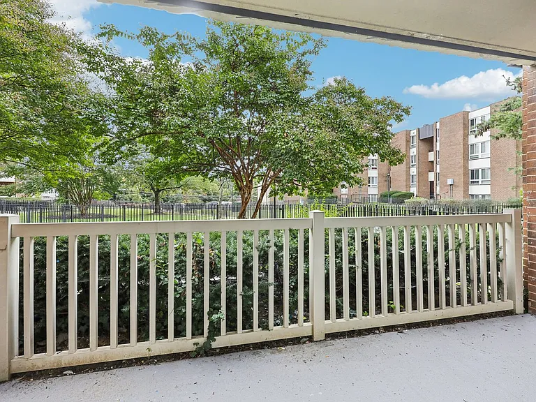 Courts at Walker Mill Apartments — Photo 99