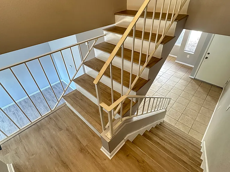 1153 Arbor Ln — Photo 15