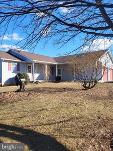 89 Snyder Rd, Oley, PA, 19547