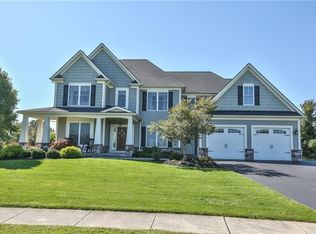 62 Bentbrook Cir, Webster, NY 14580