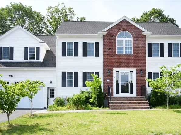 8 George M Lovering Cir, Randolph, MA 02368