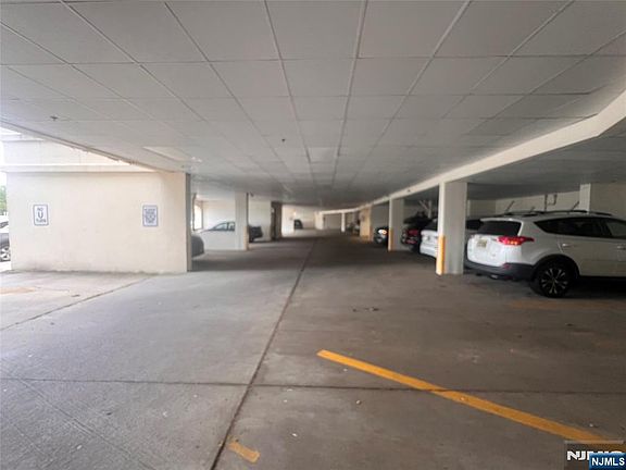 2nd image of 1100 River Rd APT 302