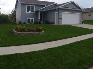 3807 McIntosh Dr NW, Rochester, MN 55901