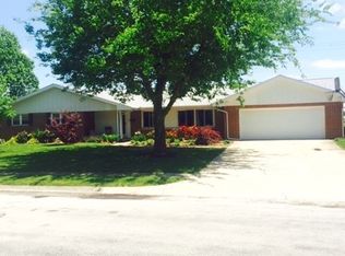 212 Hillcrest, Mattoon, IL 61938