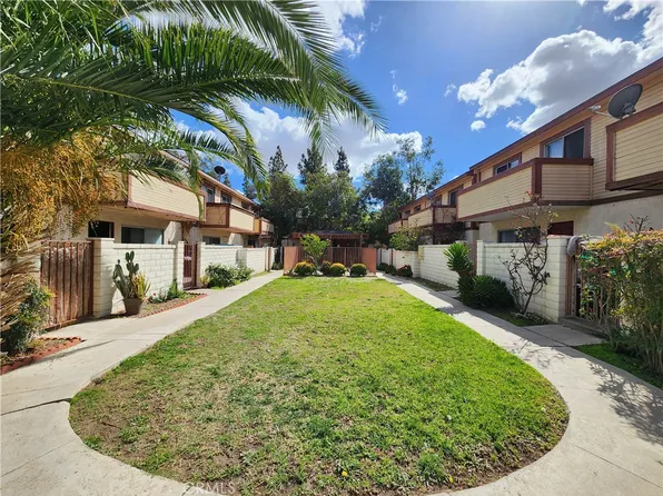 1452 E 5th St APT 3, Ontario, CA 91764