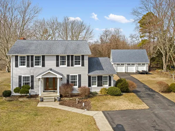 14 Wakefield Pl N, Cape May, NJ 08204