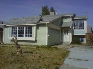 19033 E Carmel Cir, Aurora, CO 80011