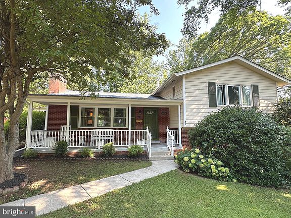 2nd image of 9726 Saint Andrews Dr