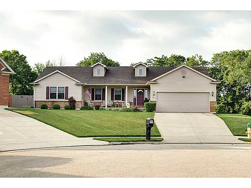 1401 Barberry Ct photo 1