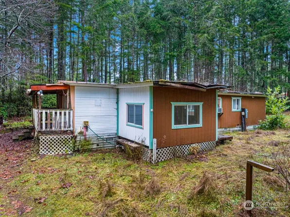121 NE Pine Tree Place, Tahuya, WA 98588