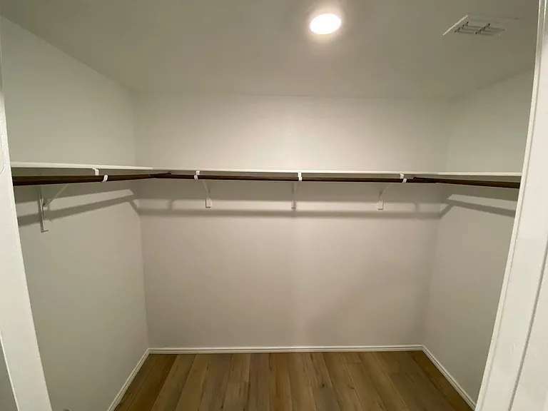 1609 River Crossing Dr — Photo 5