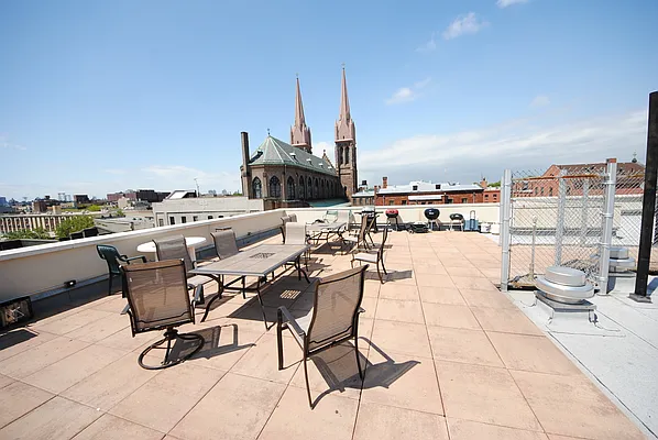 Rented by Viza Group, Inc | media 8