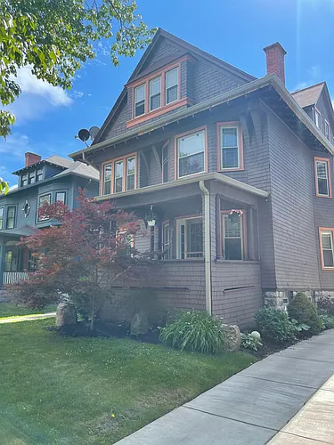 598 Ashland Ave #4 Photo 1