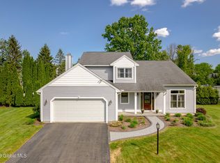 80 Mann Blvd, Halfmoon, NY 12065